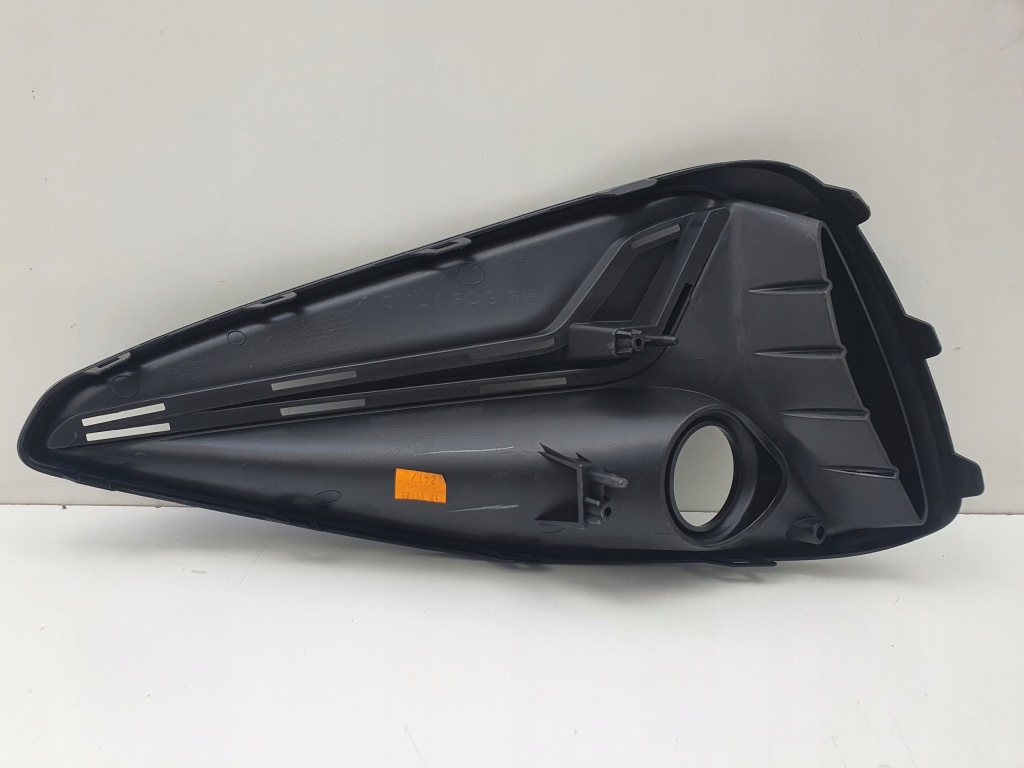 Решётка бампера оригинальный номер правая hyundai i30 86564-g4520 Доставка