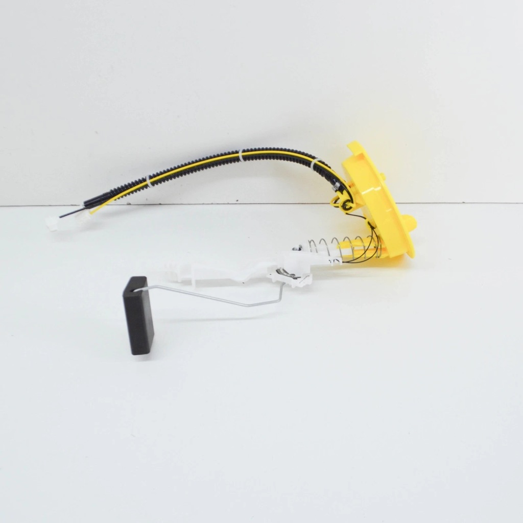 Купити Bmw 5 e39 датчик рівня пального правий 16146752371 6752371