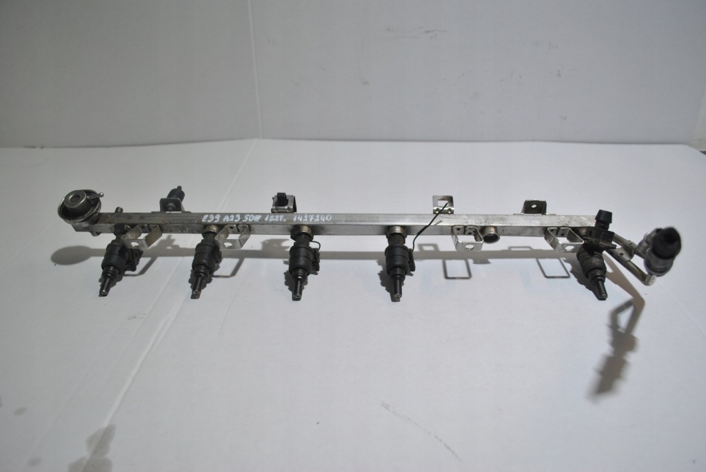 Купить Инжектор форсунка bmw e39 1427240