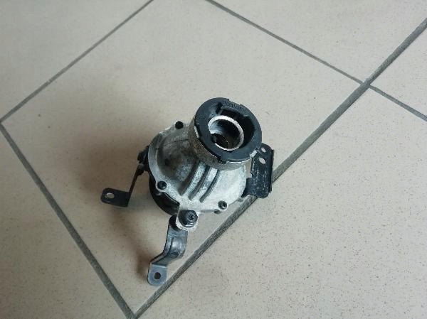 фото №3, Kia ceed i 1 протитуманна фара