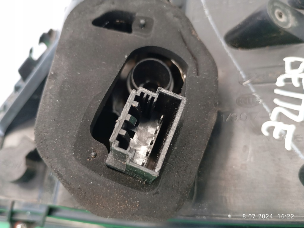 фото №8, Лампа левая задняя задняя vw beetle 5c3945095 15r