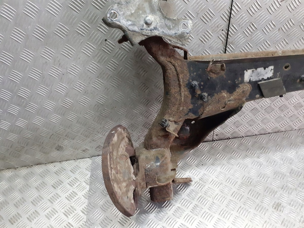 фото №8, Балка подвеска задняя renault megane ii hb