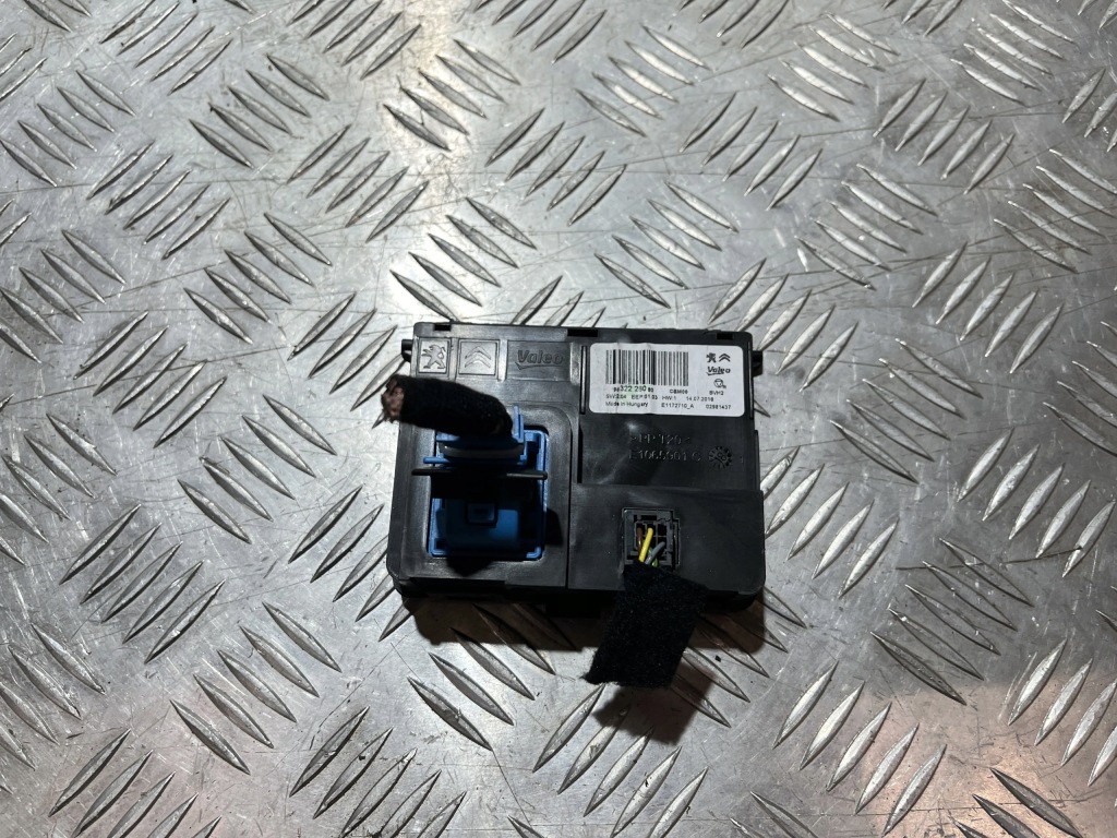 Купити Модуль кондиціонера opel grandland x 17- 9832228080