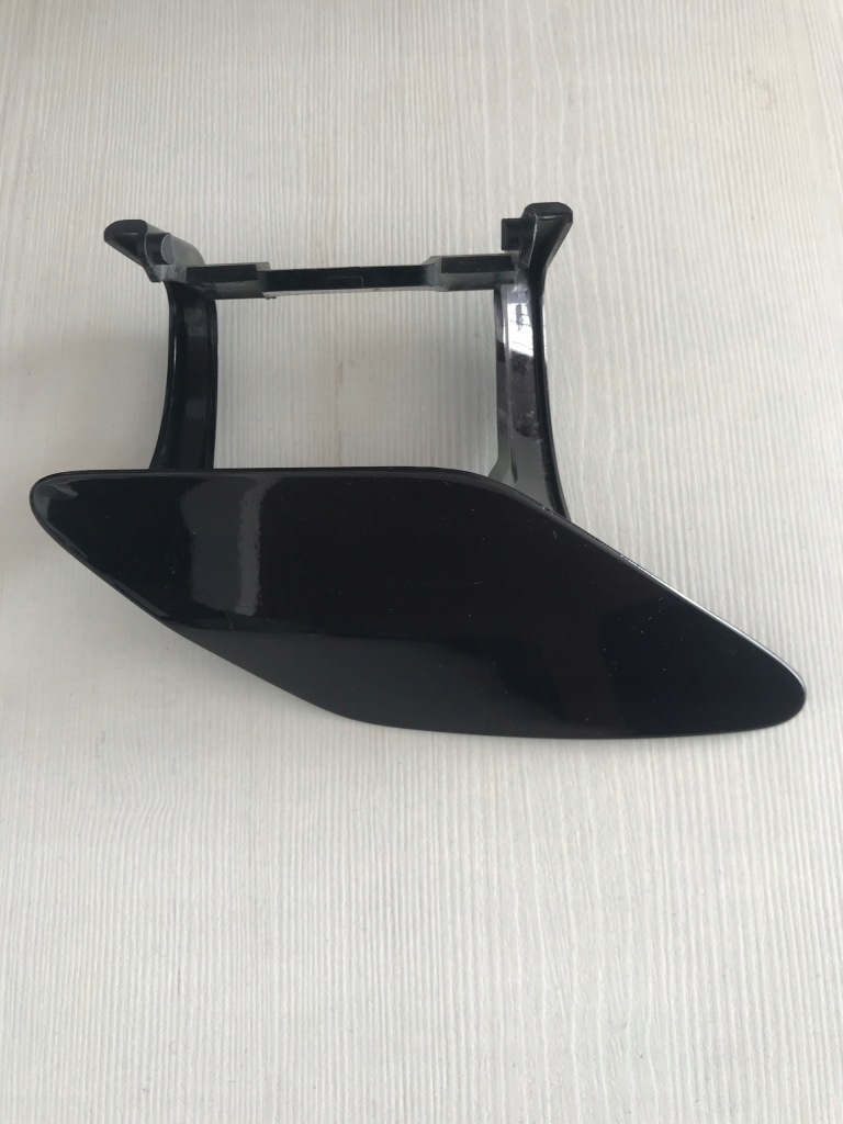 фото №1, Mercedes klasa b w246 2011-2014 заглушка розпилювача права оригінал