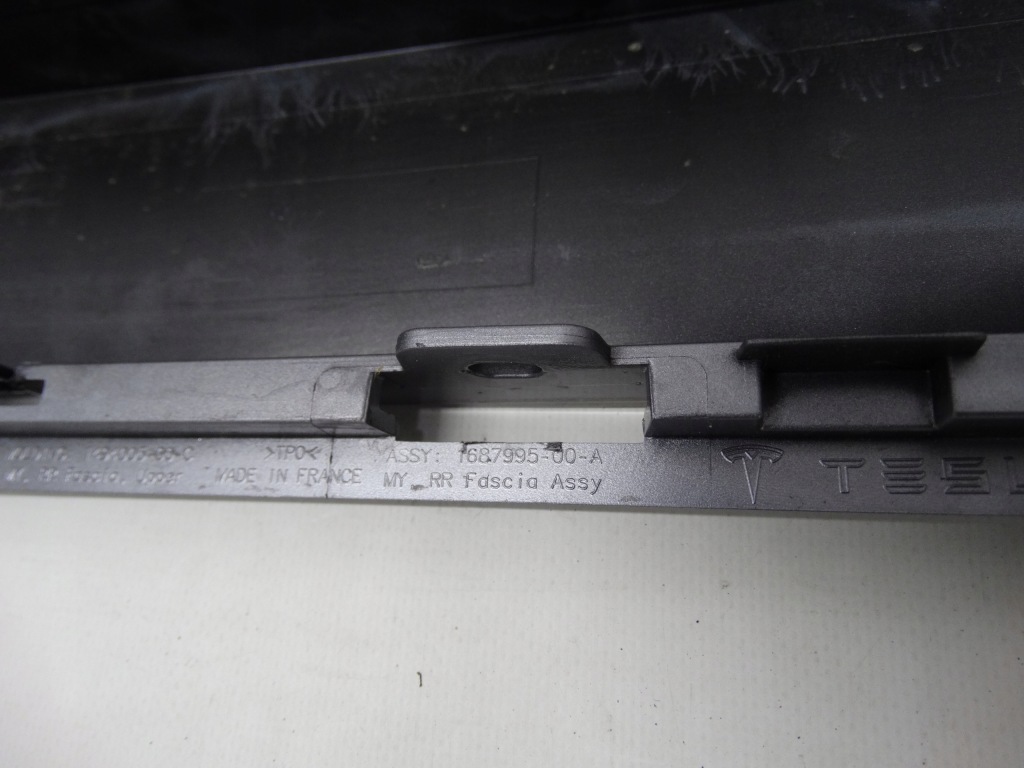 Tesla model y 2020+ бампер задній оригінальний 1687995-00-a Ціна