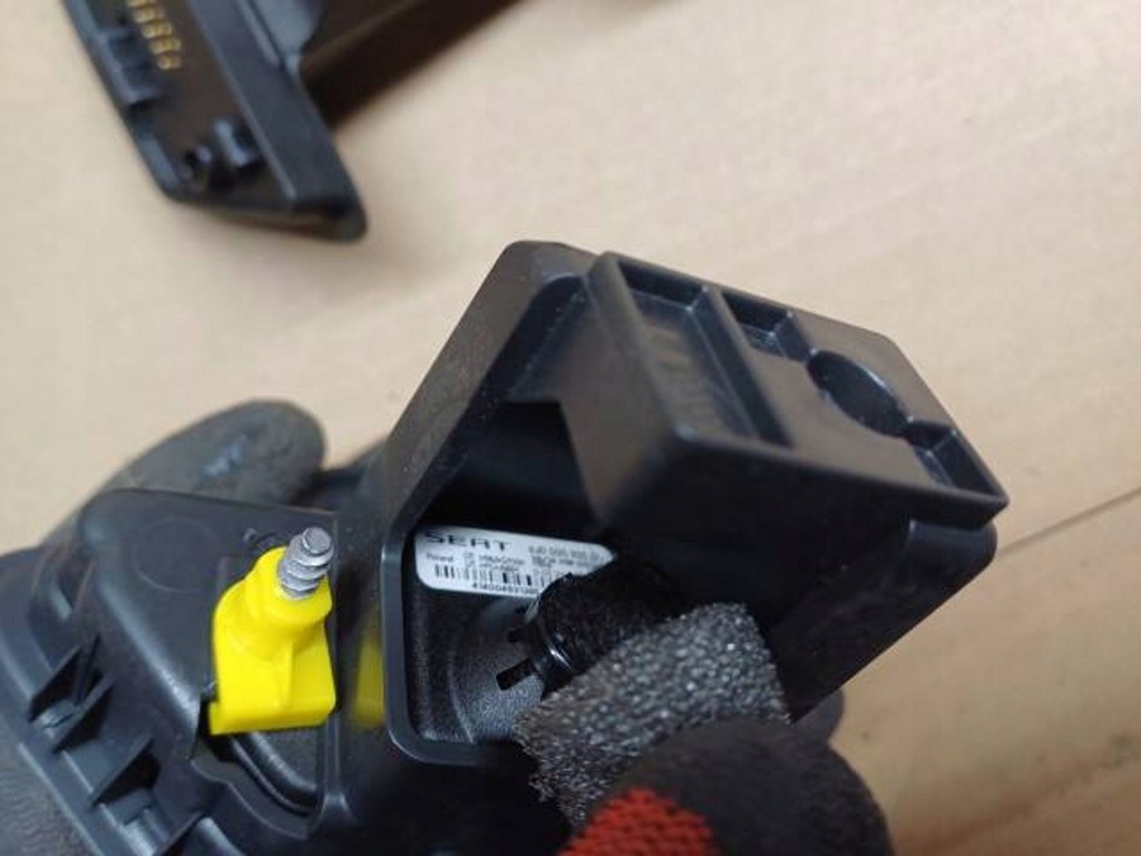 фото №10, Джгут підніжка навігації seat ibiza iv 6j0035935d 1s0035936a