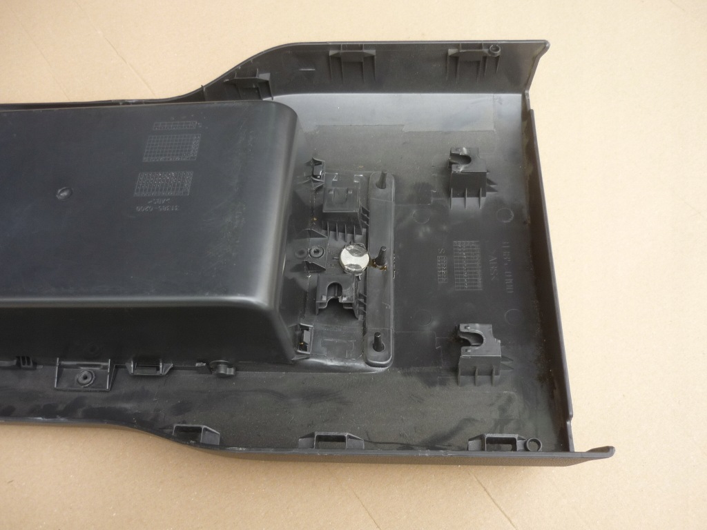 фото №16, Підлокітник + кронштейн na напої задній сидіння opel zafira b