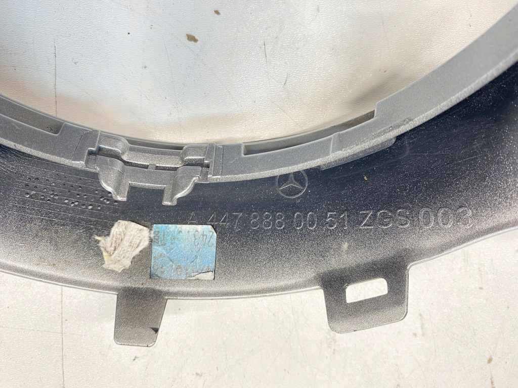 фото №6, Mercedes-benz оригинальный номер a4478880051 решётка радиатора решётка радиатора bez distronica !!!!