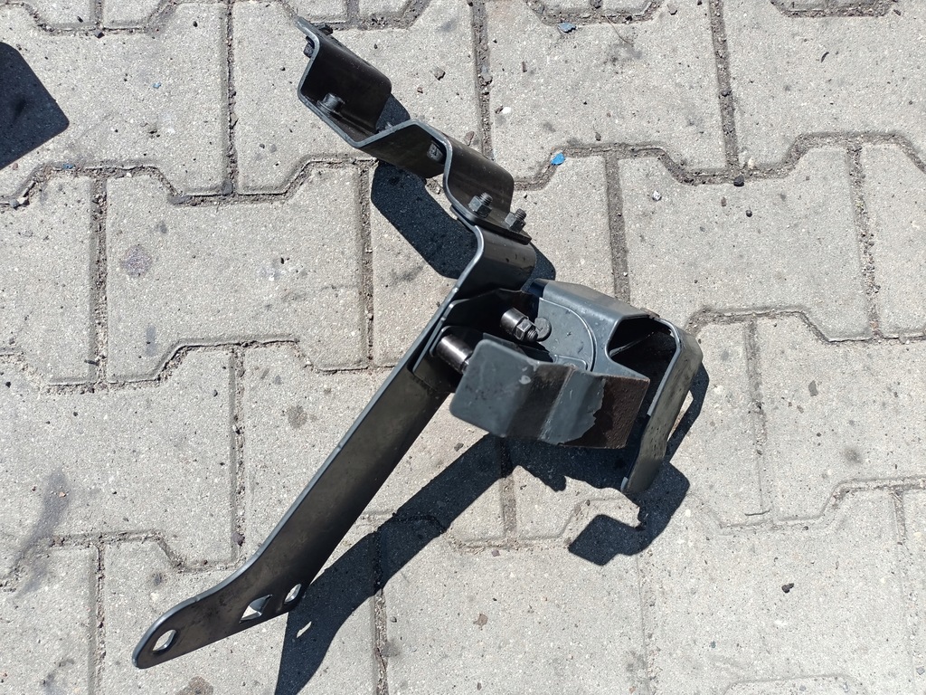 фото №1, Кронштейн кронштейн электропроводка scania r s