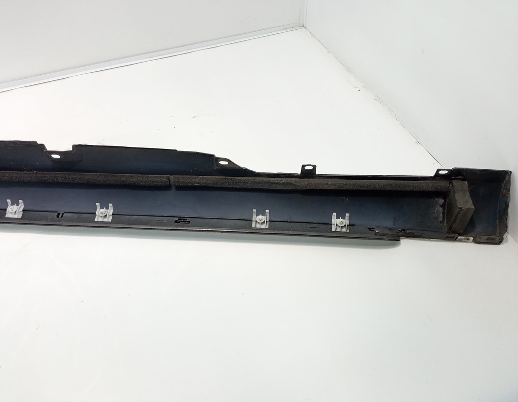 фото №7, Накладка порог левая audi a8 d4 long ly8x