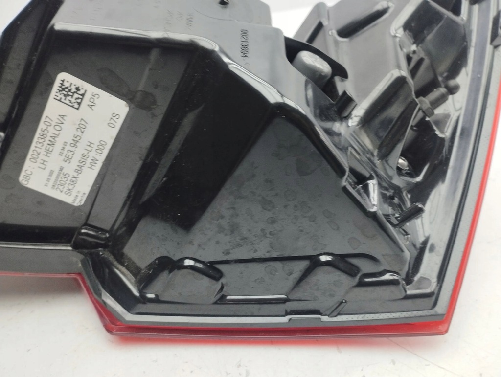 фото №13, Skoda octavia mk4 2022 левая сторона лампа задняя