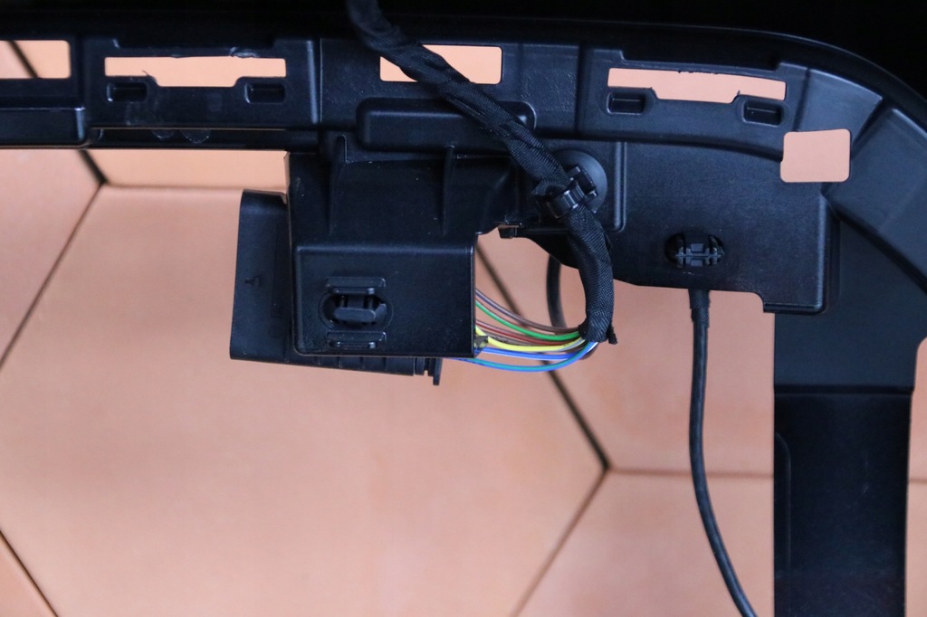 фото №9, Bmw 7 g70 i7 m-pakiet бампер перед передний 475 black sapphire