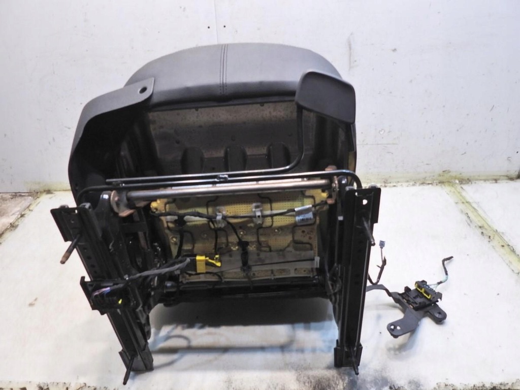 фото №9, Сиденье правый перед renault laguna iii