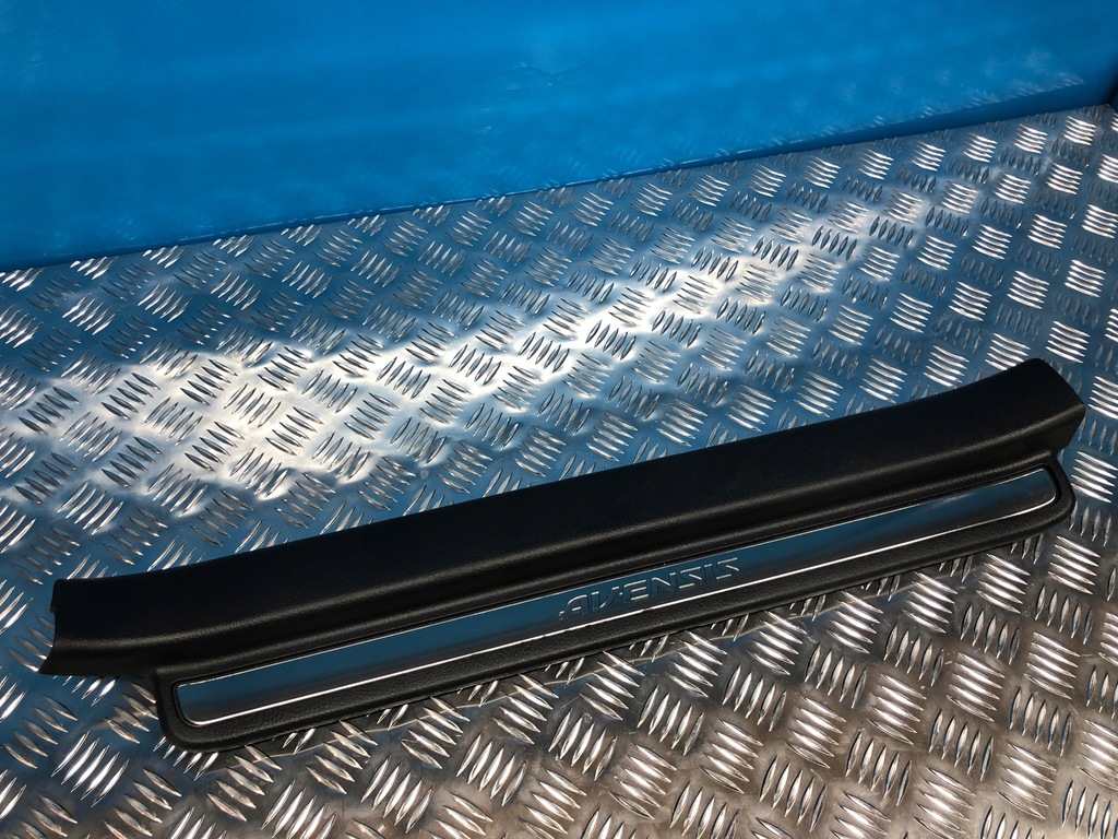 фото №1, Toyota молдинг поріг правий перед avensis ii t25