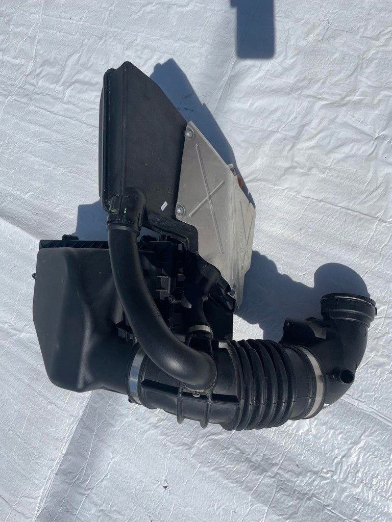 фото №7, Bmw g30 g11 g15 g16 резонатор впуск труба корпус фільтра повітря 540i usa