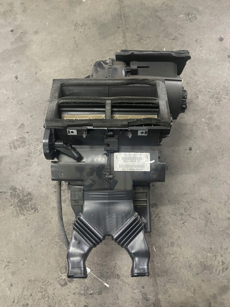 фото №3, Ford fokus mk2 обігрівач 8m5119b555ad