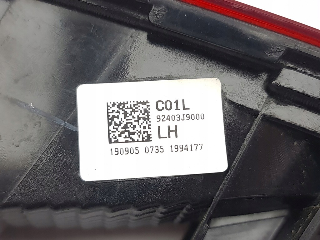 фото №6, Hyundai kona i 2019 левая сторона лампы задние