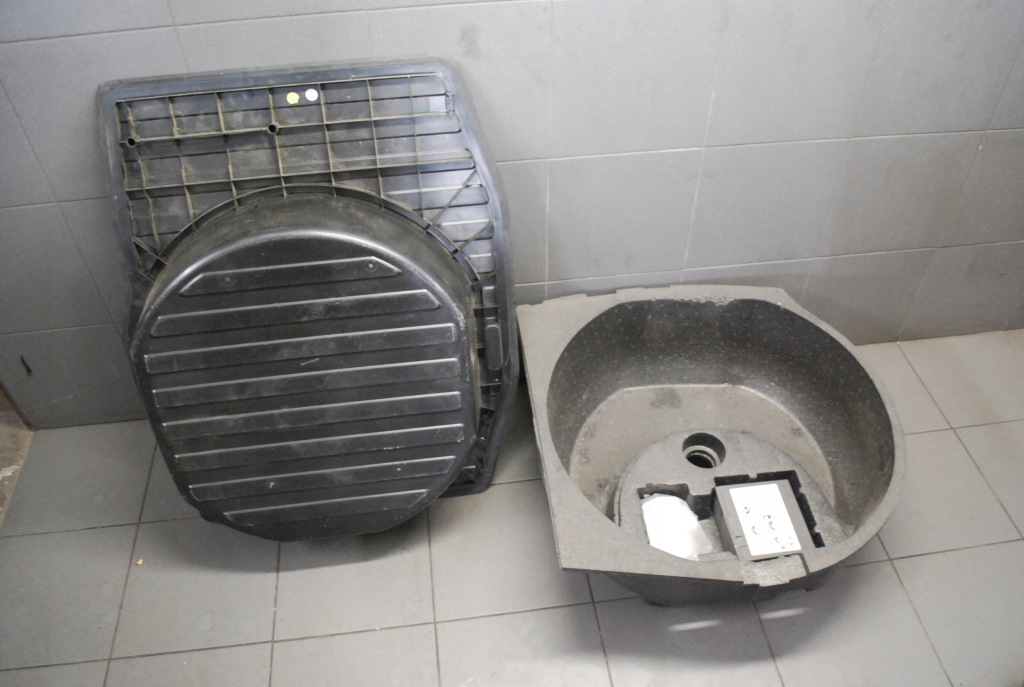 фото №1, Пол вкладыш багажника audi a6 c6 4f5012109c