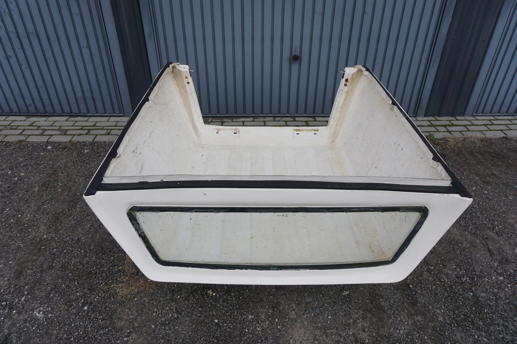 фото №8, Mitsubishi l200 iv обшивка hardtop 2007rok обшивка do кузов 2szt.