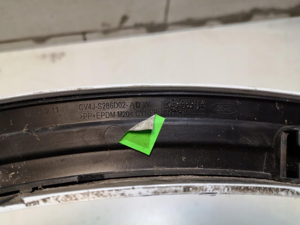 фото №6, Молдинг крыла правый задняя ford kuga mk2 2