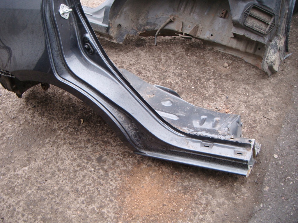 фото №2, Mazda 2 ii 02-07 крила чверть правий задня