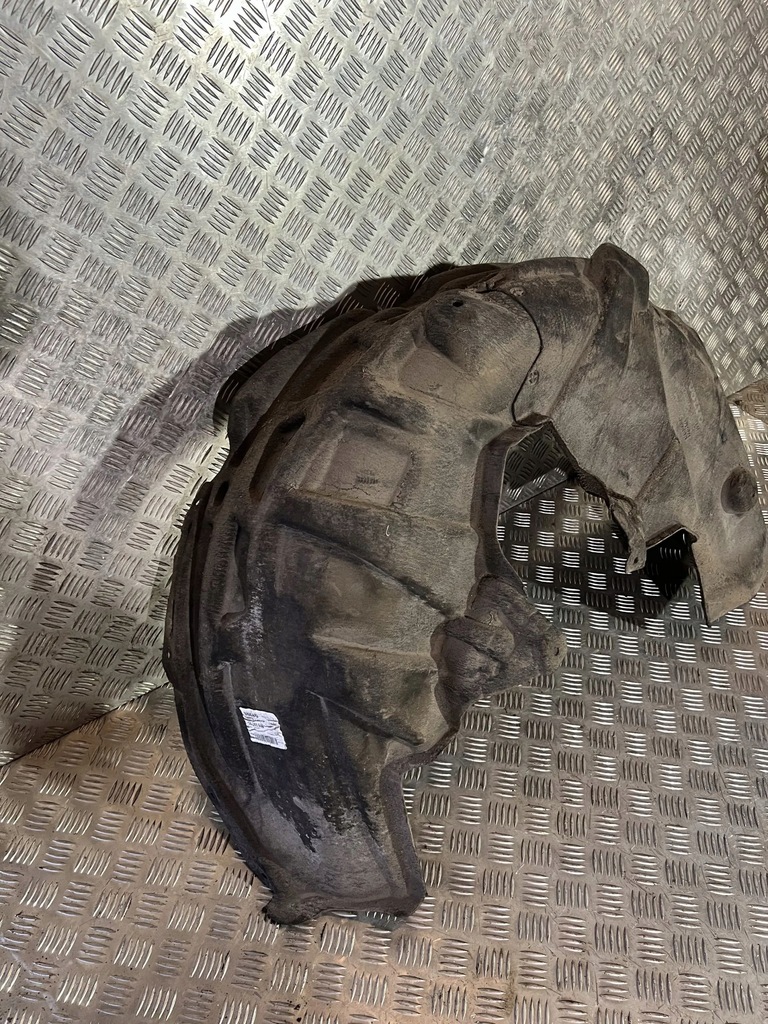 фото №7, Volvo xc90 2017 підкрилок задні