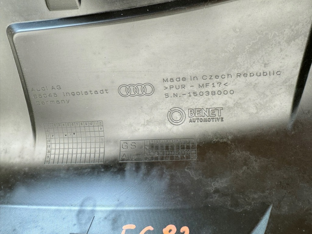 Audi q2 16r- спойлер накладка бампера задня задній 81a807521 в Україні