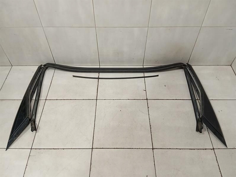 Прокладка chevrolet corvette c6 20774936 прокладка рами скло передньої kab Київ