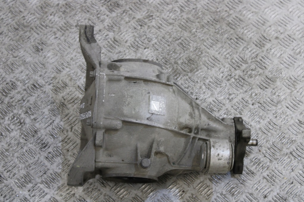 фото №1, Міст диференціал задня mercedes e-klasa w213 amg a2133503512