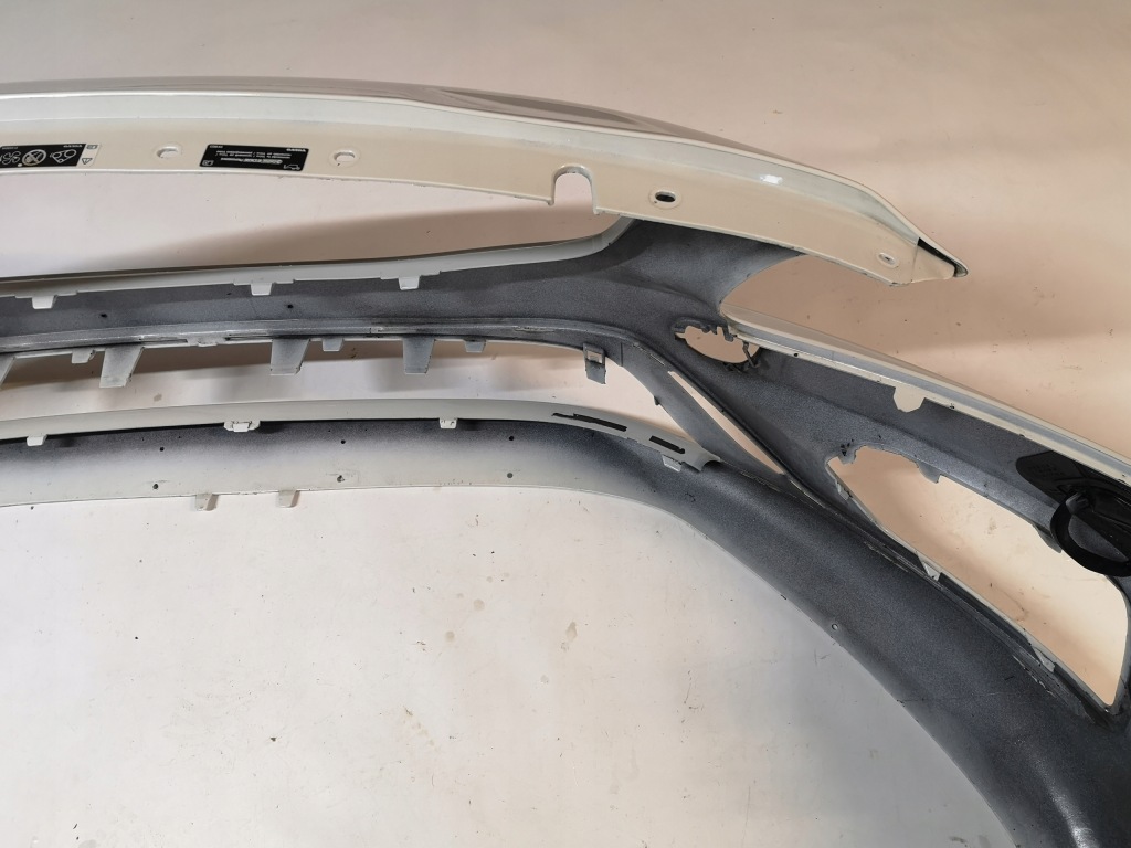 фото №9, Volvo v60 lift r-design - бампер перед polecam