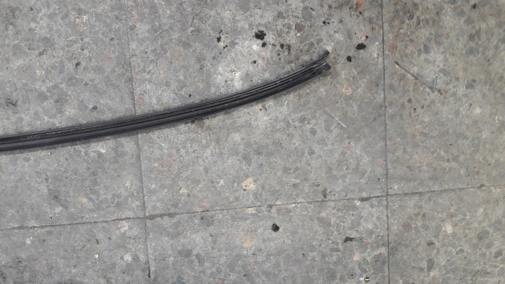 фото №8, Молдинг стекло перед mercedes w210 kombi