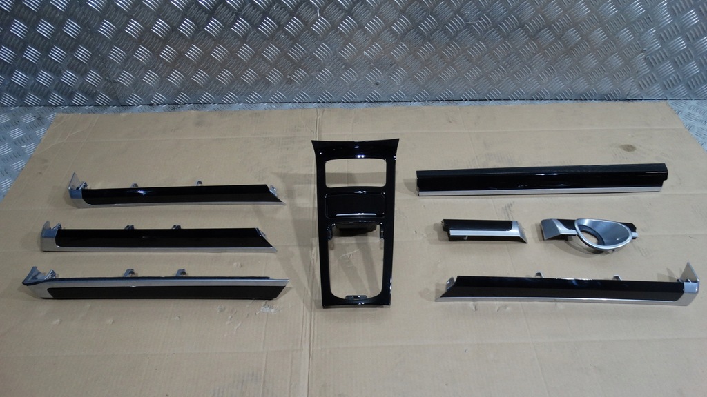 фото №1, Idealny kpl. накладки декоры porsche cayenne 7p5 1