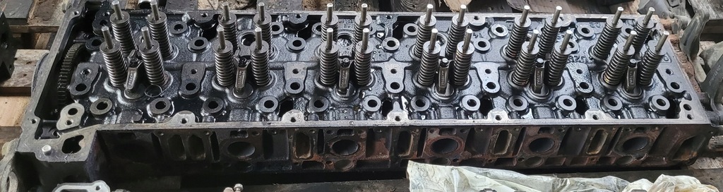 фото №1, Головка двигателя mercedes actros antos arocs 460 km