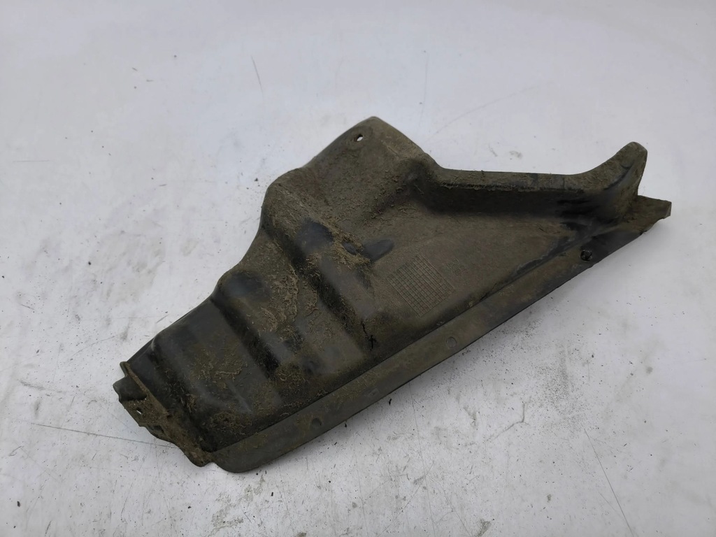 фото №5, Mitsubishi outlander 2015 правая сторона подкрылок задние