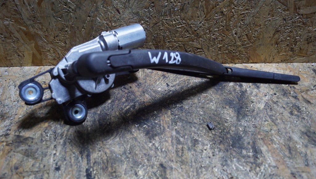 фото №7, Fiesta mk 7 моторчик рычаг дворники задняя