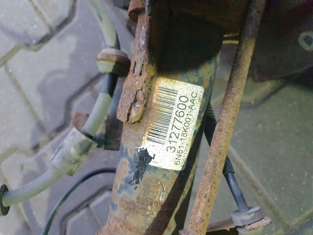 фото №6, Volvo c30 амортизаторна стійка правий лівий 1.6d