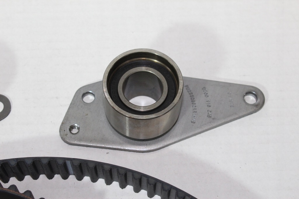 фото №4, Набір ремінь rozrądu oryg mitsubishi renault volvo suzuki m618062