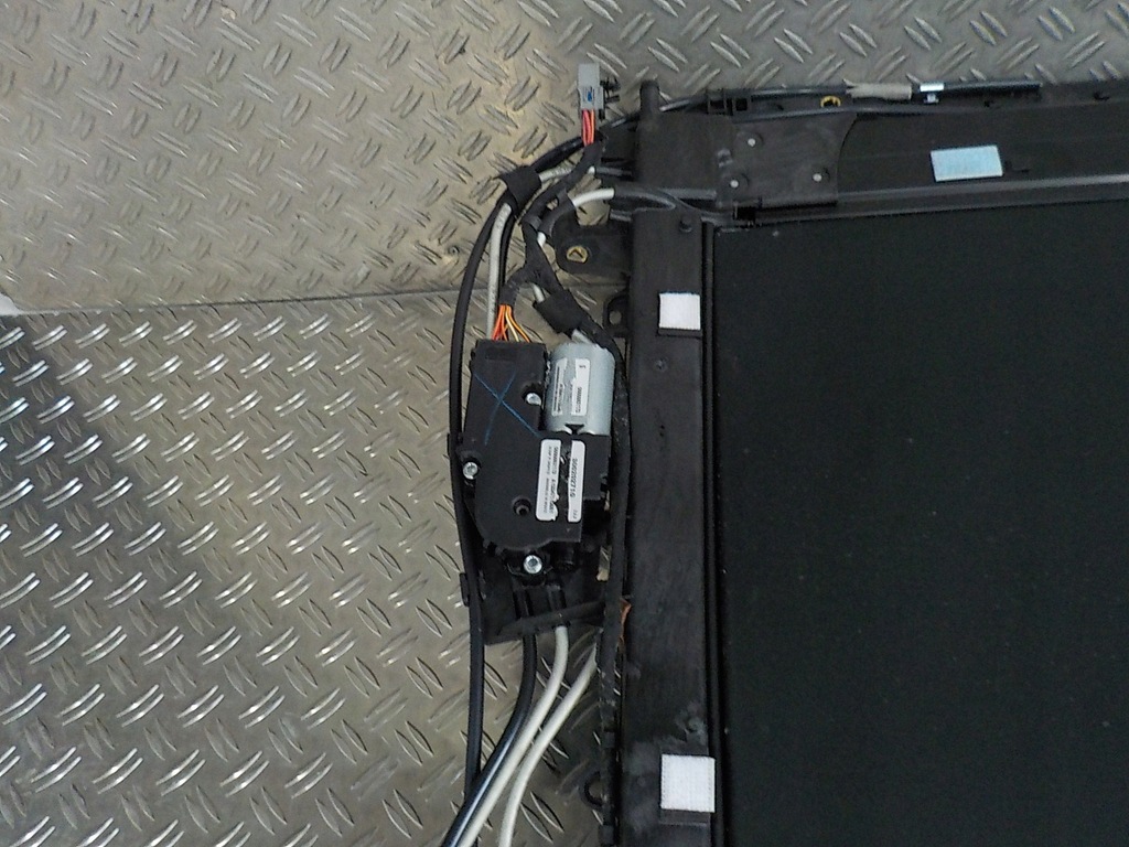 фото №9, Grand cherokee wk2 люк панорама