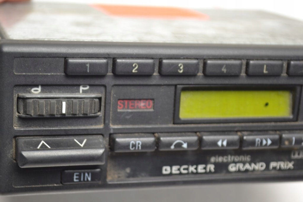 фото №4, Mercedes w126 радіопрогравач becker grand prix