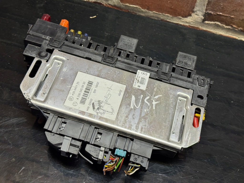 фото №2, Mercedes r230 модуль sam a2305450932