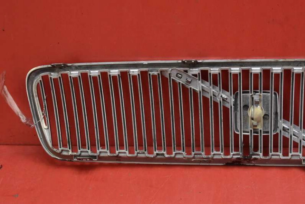 фото №12, Решётка радиатора решётка радиатора хром 08678680 volvo v50 03-11