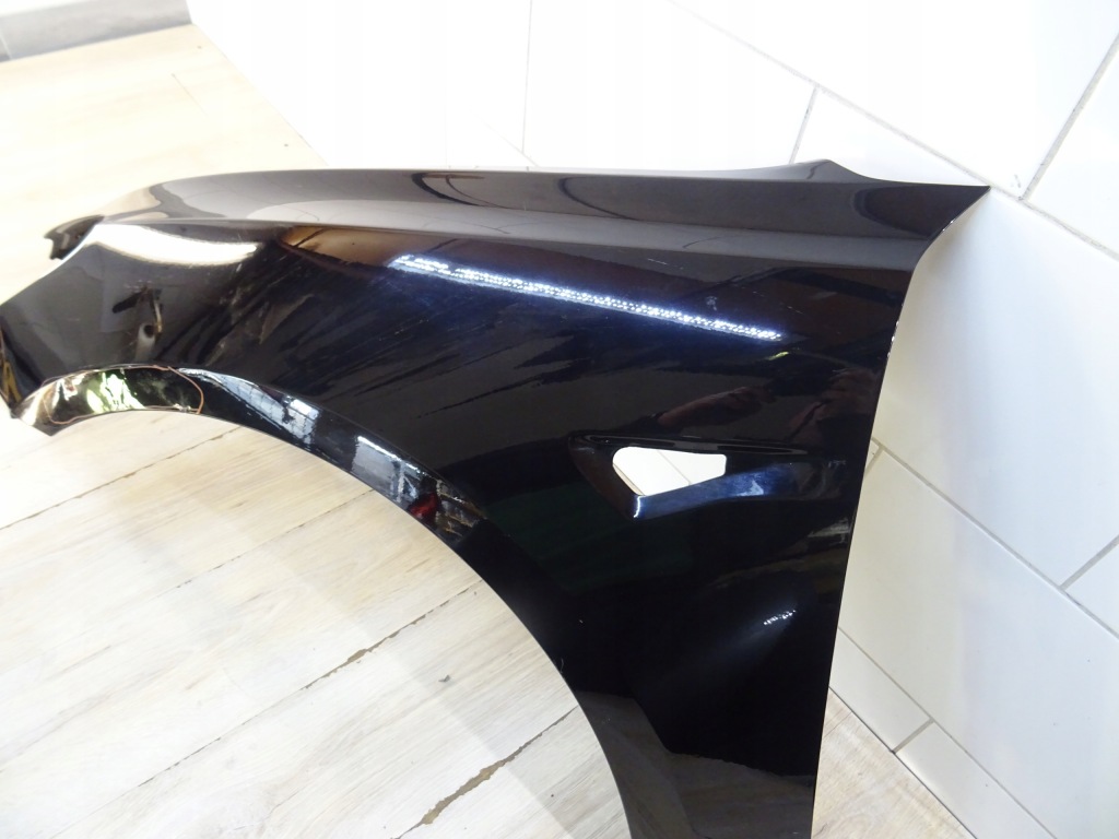 Tesla model 3 крило ліве перед передній 1111267-00-e llu Недорого