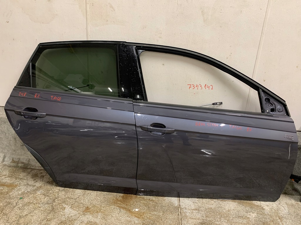 фото №1, Vw taigo r-line дверь правое передние правый перед europa полный 24r.