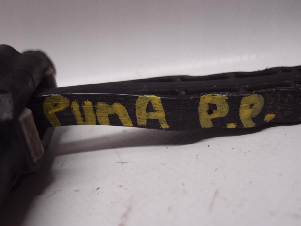 фото №3, Обмежувач двері правий перед ford puma mk2