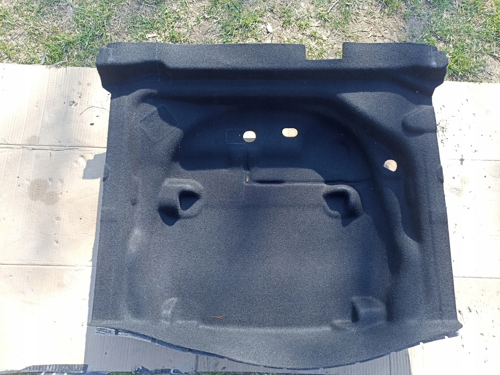 Купити Обшивка підлога багажника оббивка mercedes w156 x156 gla