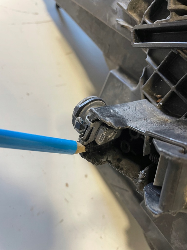 фото №8, Bmw 2 ii lift f45 f46 лампа правая перед передняя 2018 le13a6307 a87422574