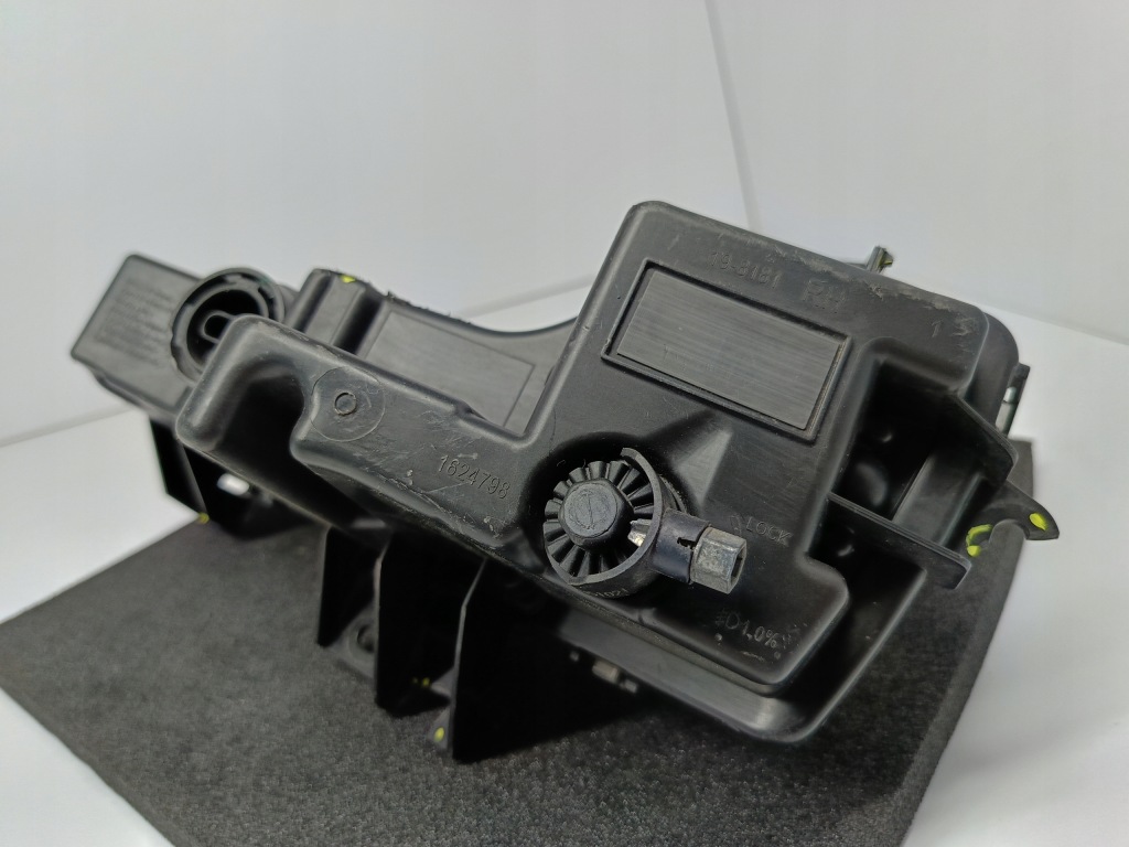 Tesla 3 рестайлинг  y 20- противотуманная фара drl правый лампа противотуманная led 1624798-00-a Недорого