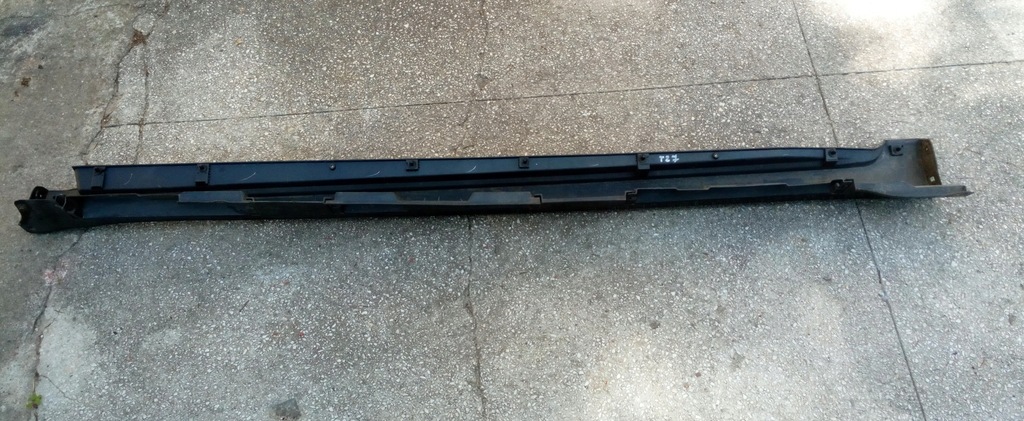 фото №9, Молдинг поріг toyota avensis t27 oryg.