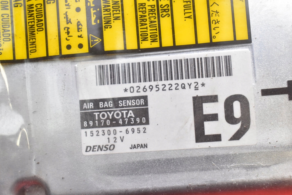 фото №7, Датчик модуль подушка безопасности подушек 89170-47390 152300-6952 toyota prius 2 ii xw20