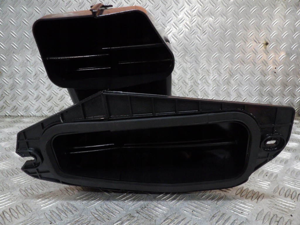 фото №5, Jeep grand cherokee wk2 корпус кронштейн основание фильтра салонный